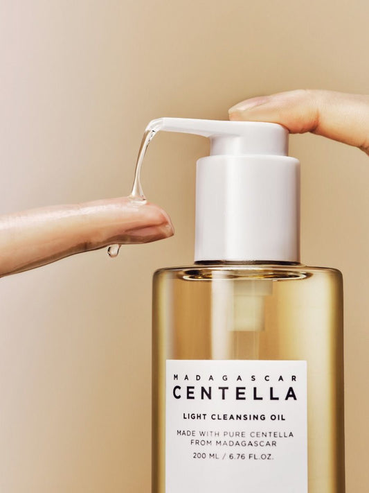 Madagascar Centella Light Cleansing Oil