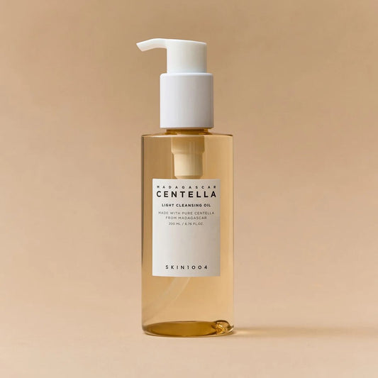 Madagascar Centella Light Cleansing Oil